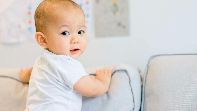 Panduan Perkembangan Anak Usia 11 Bulan: Fisik, Motorik, dan Kebutuhan Nutrisi, Bunda, si Kecil